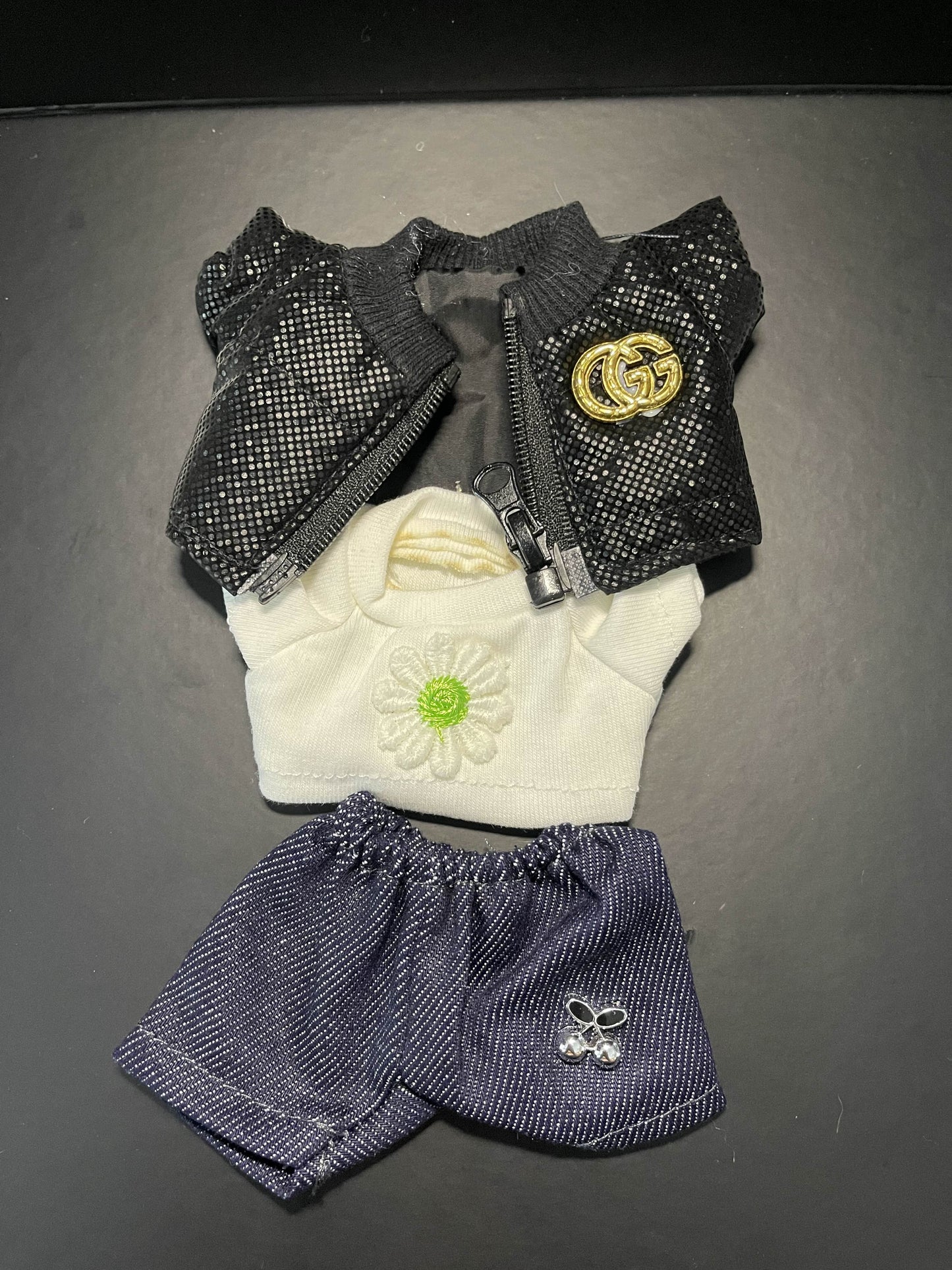 Random Designer Outfits (17cm)