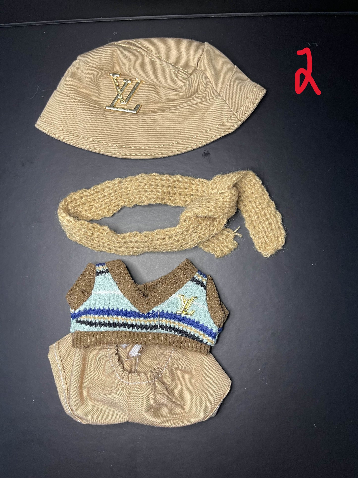 LV Outfits (17cm)